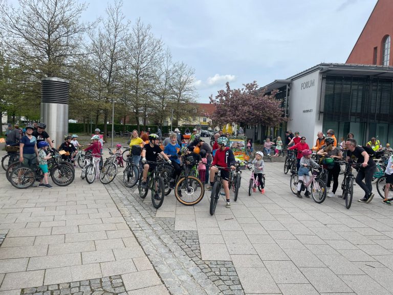 Kidical Mass in Mindelheim – die bunte Fahrraddemo für sichere Radwege